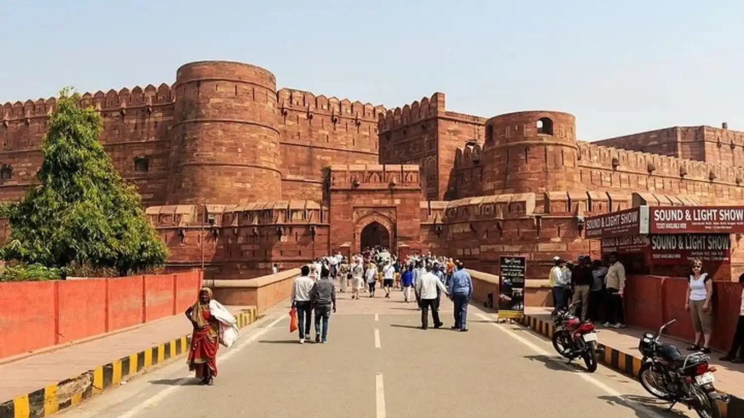 Taj Mahal Sunrise Tour From Delhi