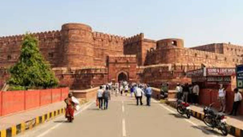 Taj Mahal Sunrise And Old Delhi Tour